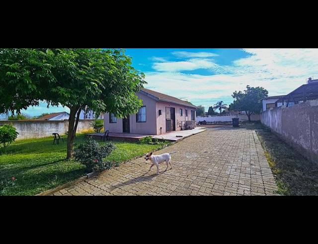 3 BEDROOM HOUSE FOR SALE IN LOTUS GARDENS